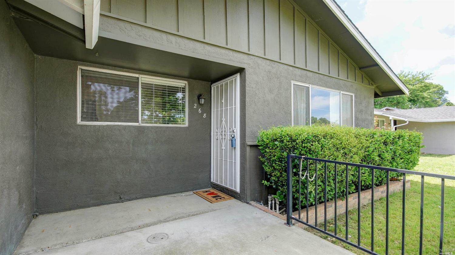 Property Photo: 268 Spindrift Way CA 95687