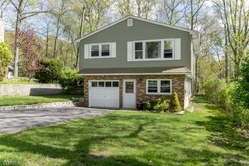 Property Photo:  22 Benjamin St  NJ 07874 