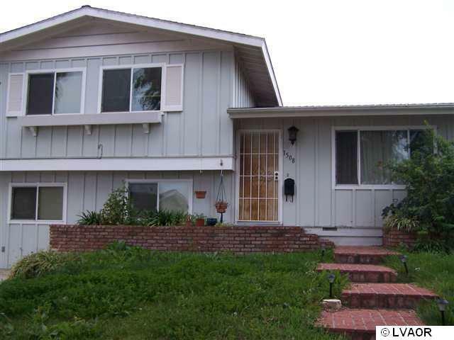 Property Photo:  1508 W Cherry Avenue  CA 93436 