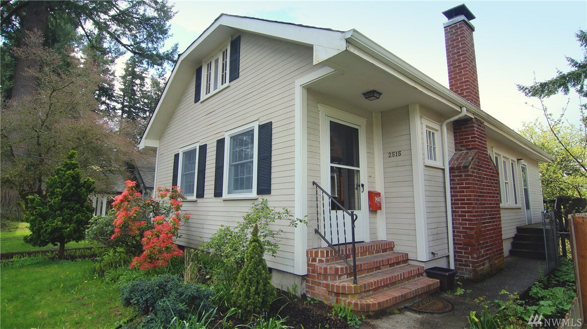 Property Photo:  2515 Columbia St SW  WA 98501 