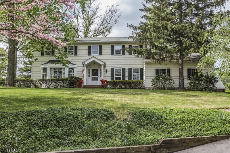 Property Photo: 566 River Rd NJ 08502