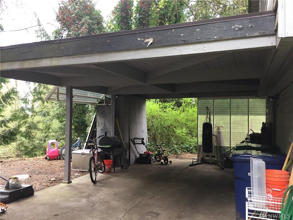 Property Photo: 610 Mt Everest Lane WA 98027