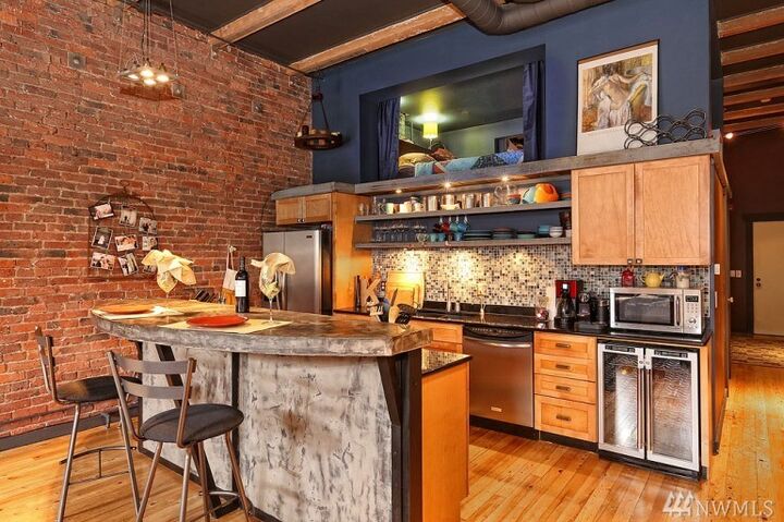 Property Photo: 80 S Jackson 205 WA 98104
