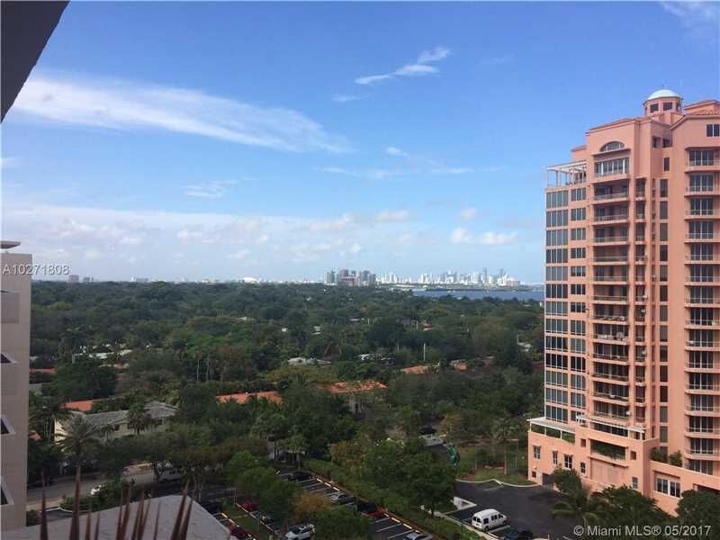 Property Photo:  90 Edgewater Dr Ph20  FL 33133 