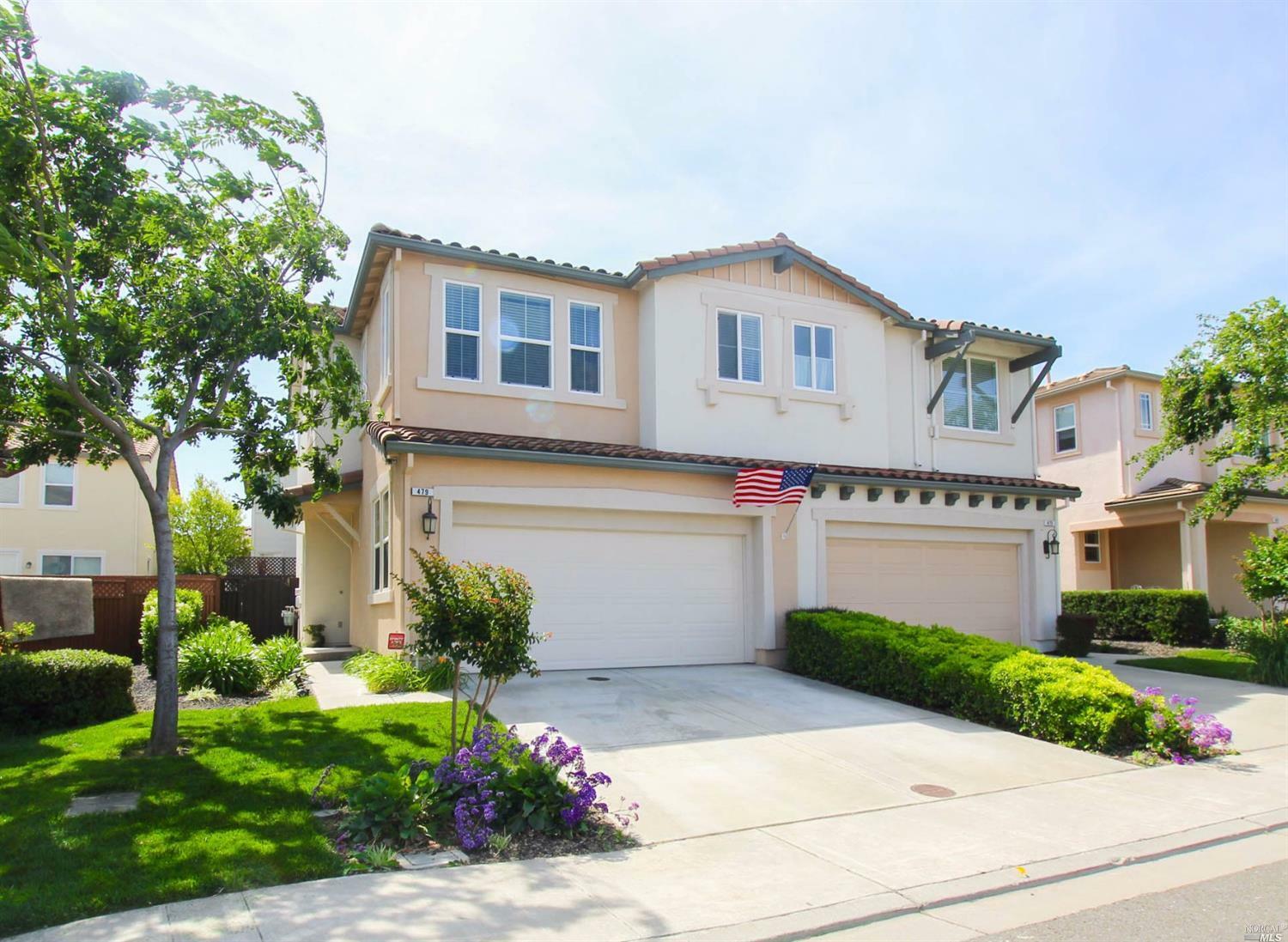 Property Photo:  479 Rosso Court  CA 95687 