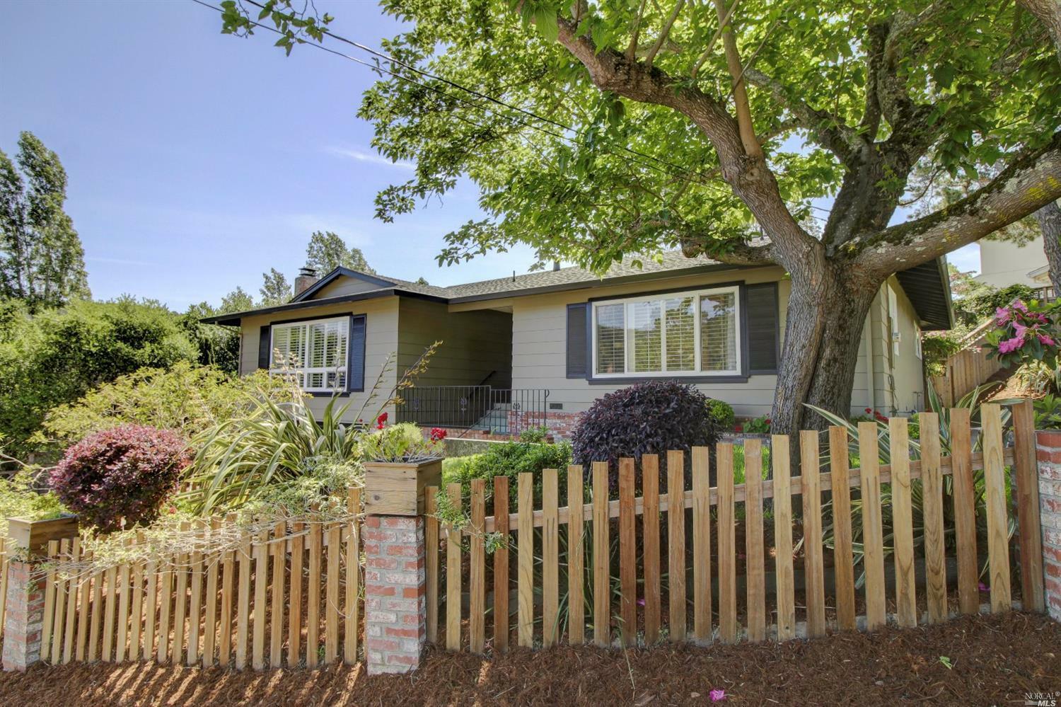 Property Photo:  70 Briarwood Drive  CA 94901 