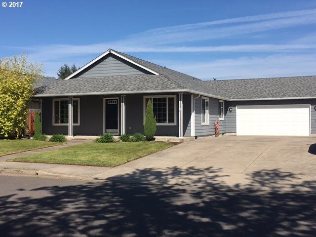 Property Photo:  60 Village Dr  OR 97426 