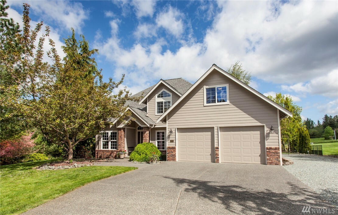 Property Photo: 19723 Montpiliar Place WA 98274