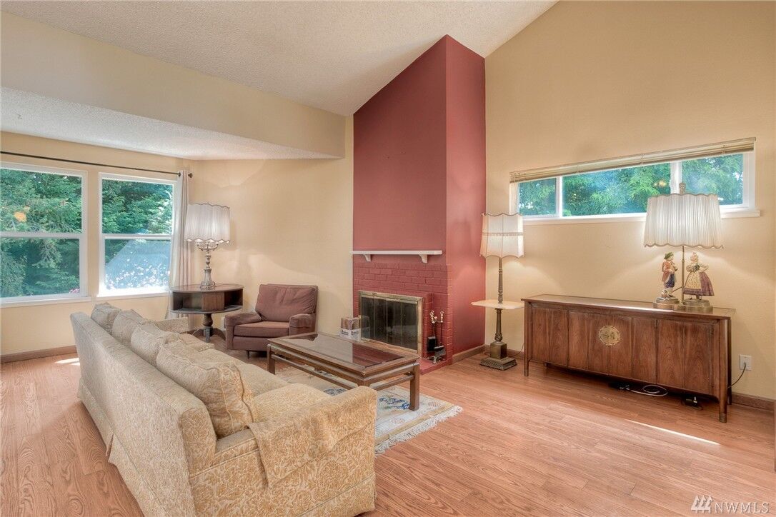 Property Photo:  14623 NE 40th St H8  WA 98007 