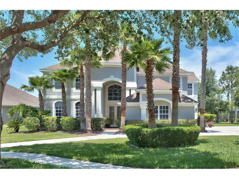 Property Photo: 19102 Rosewood Creek Way FL 33647