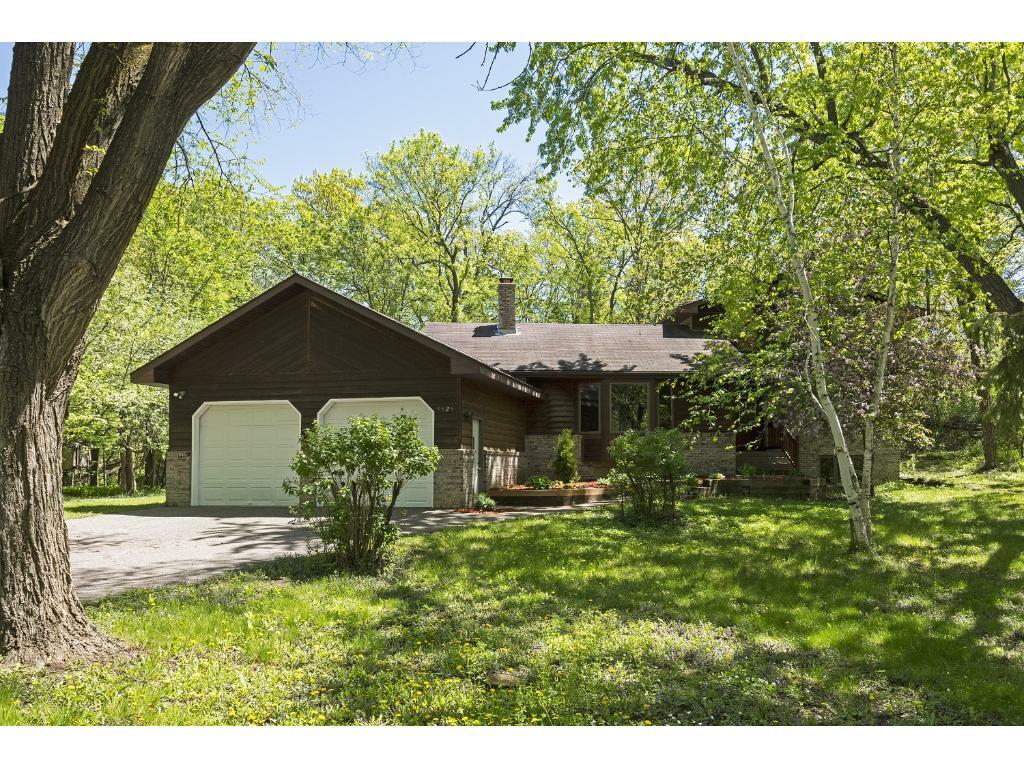 Property Photo: 5525 Glenavon Avenue MN 55345