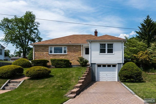 Property Photo:  113 Johnson Avenue  NJ 07430 