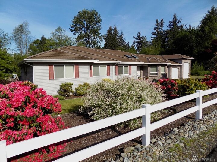 Property Photo: 30313 118th Avenue SE WA 98092