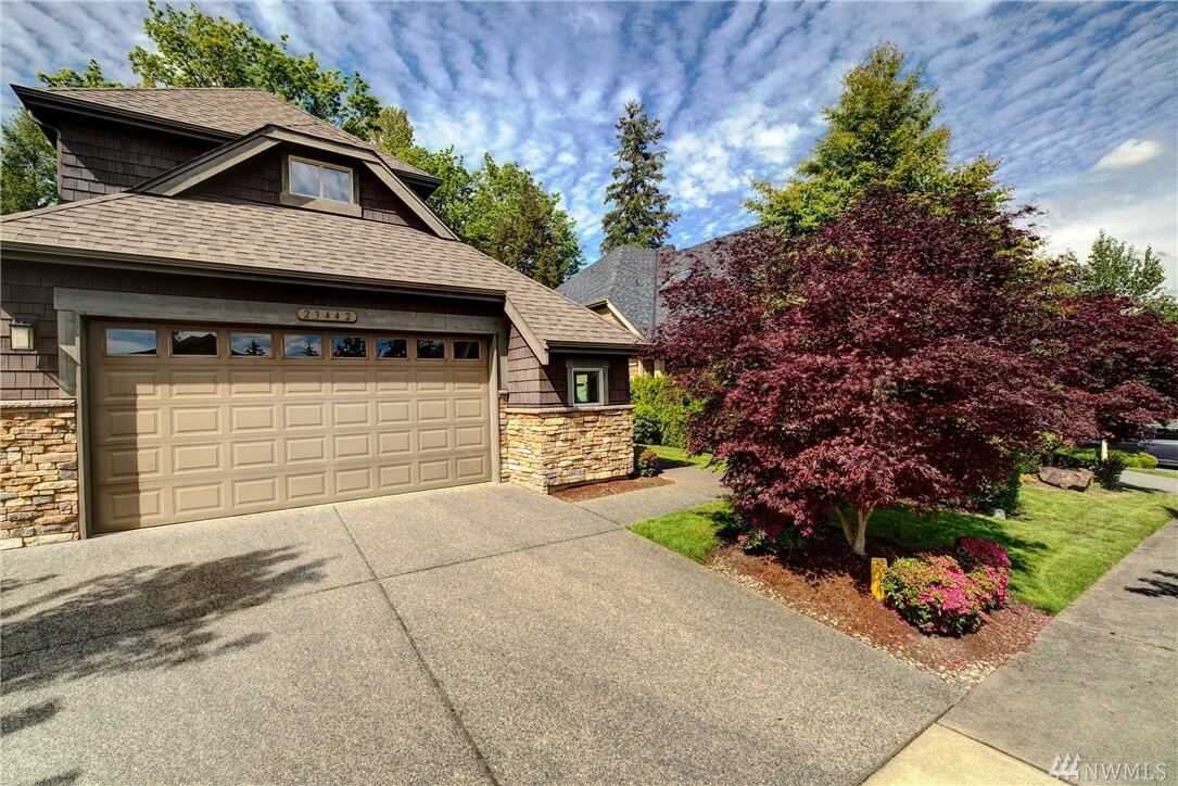 Property Photo:  23442 NE 11th Ct  WA 98074 