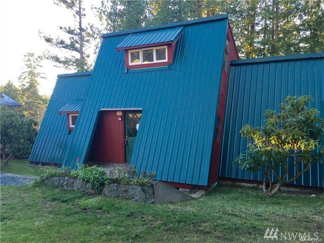 Property Photo:  723 Shelter Bay Dr  WA 98257 