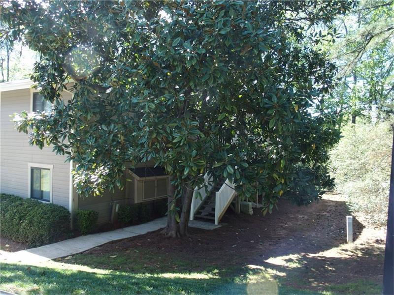 Property Photo: 2947 Torreya Way 30067