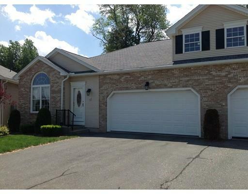 Property Photo: 10 Wynnfield Cir 10 MA 01077