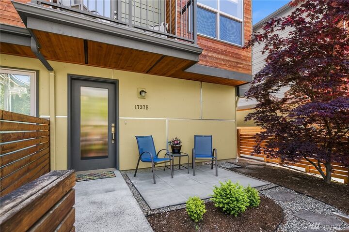 Property Photo:  1737 NW 58th St B  WA 98107 