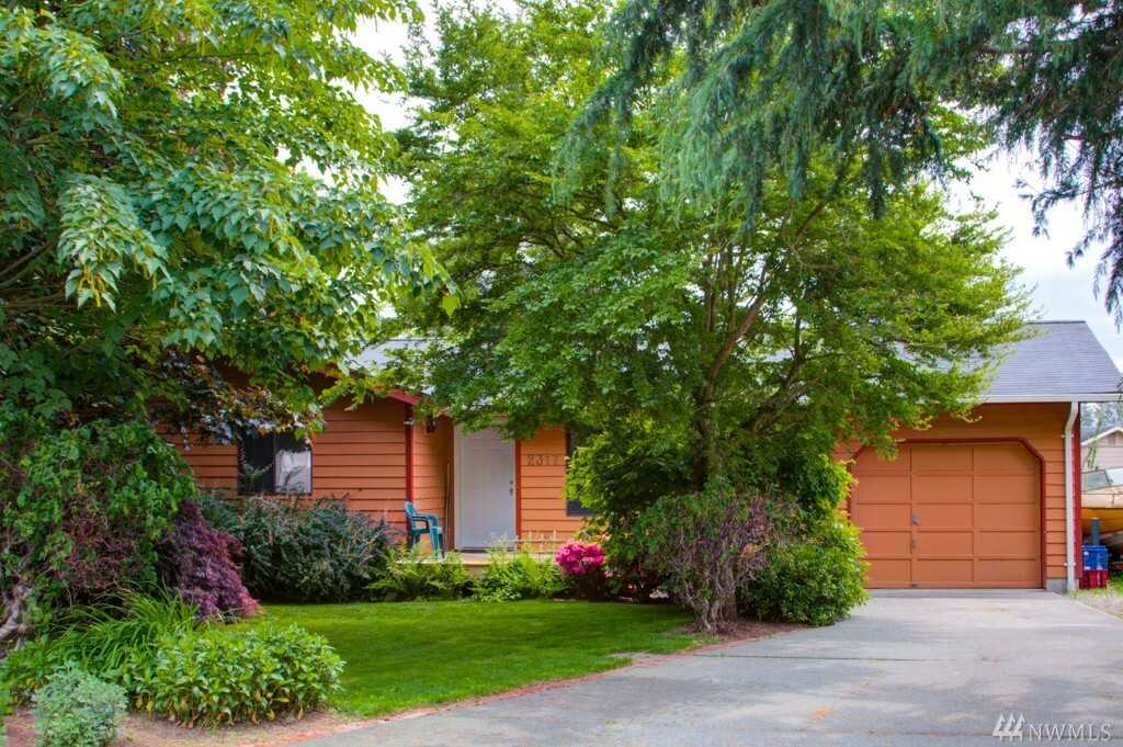 Property Photo: 2317 Kristi Place WA 98248