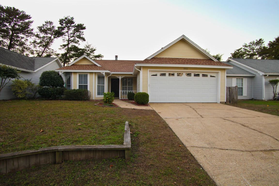 Property Photo: 3042 Blue Pine Lane FL 32578