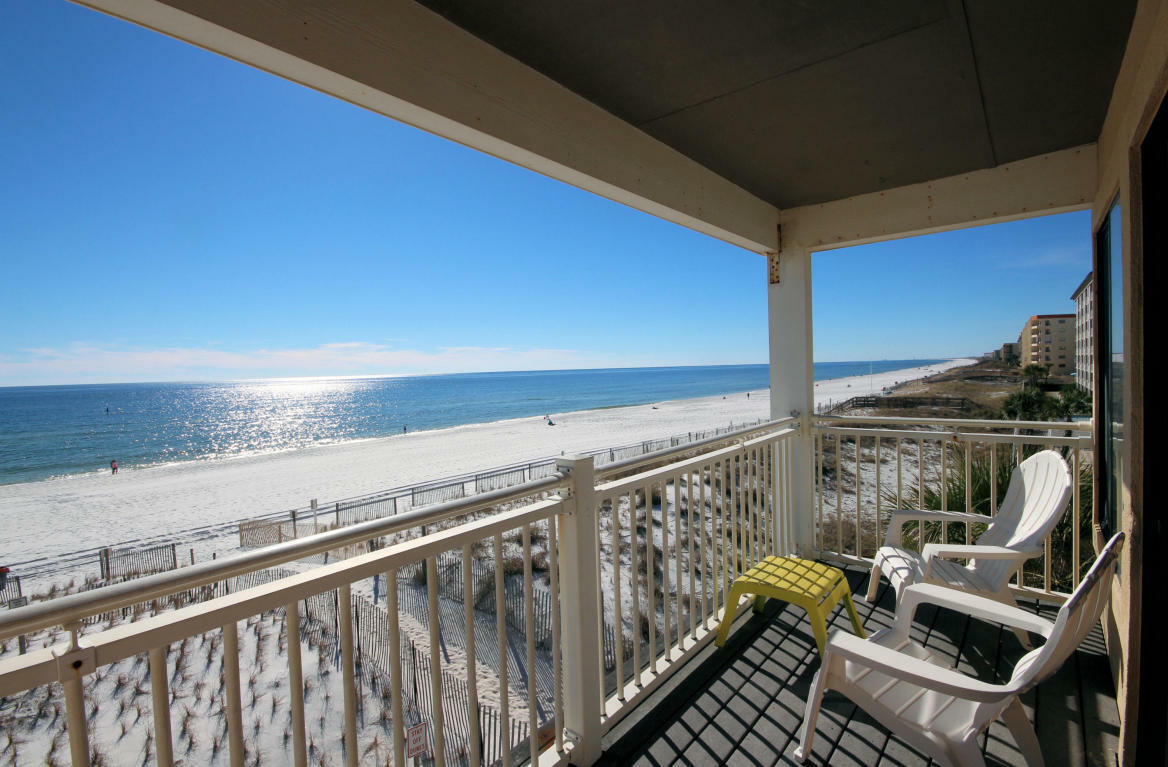 Property Photo: 468 Abalone Court 33 FL 32548