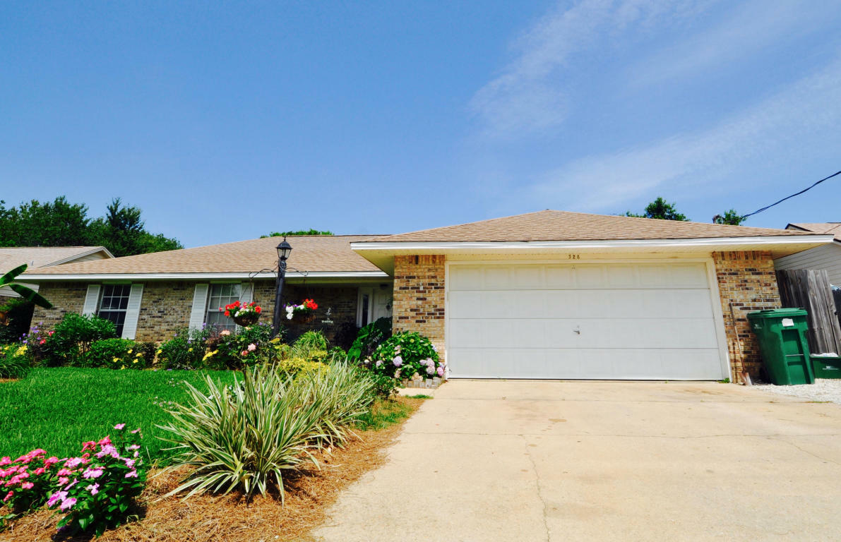 Property Photo:  328 Sailfish Circle  FL 32541 