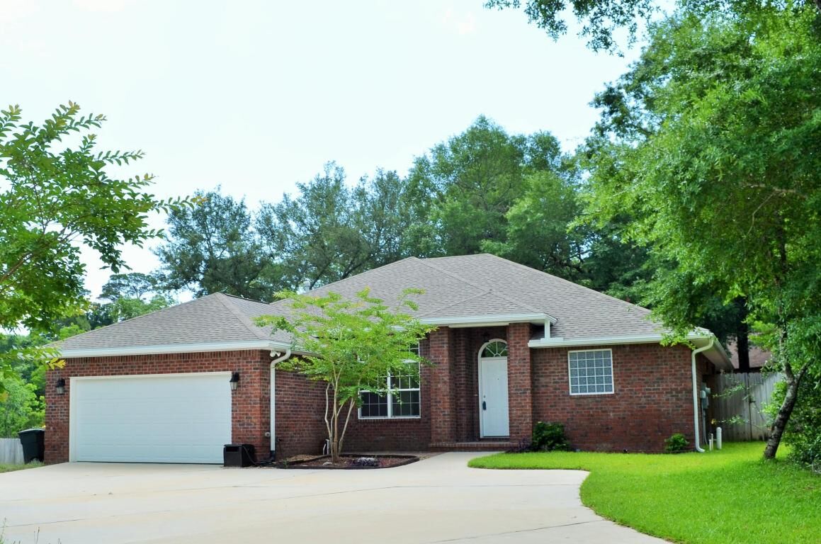 Property Photo:  115 Kailyn Court  FL 32578 
