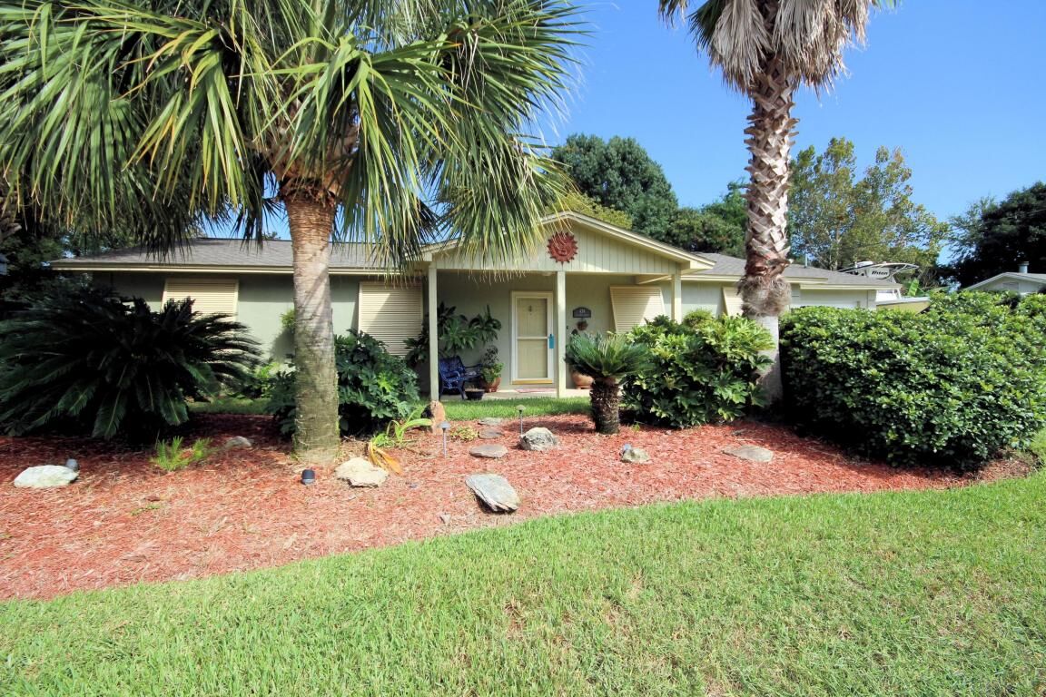 Property Photo: 434 Fleshman Drive FL 32541