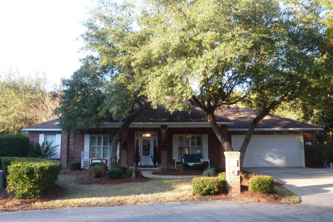 Property Photo: 1707 Crestone Cove FL 32578