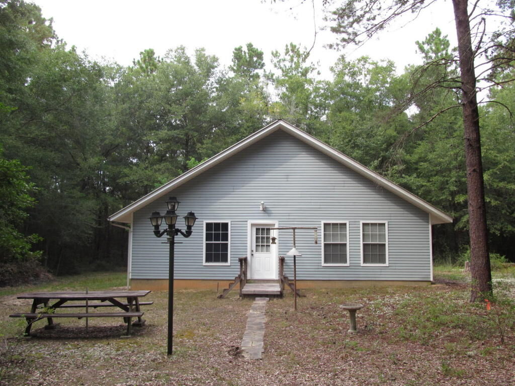 Property Photo:  46 Caswell Drive  FL 32435 