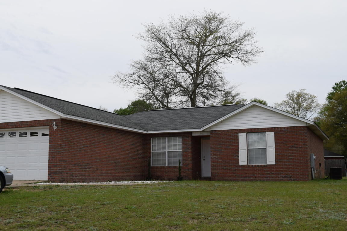 Property Photo: 3012 Cabela Lane FL 32539