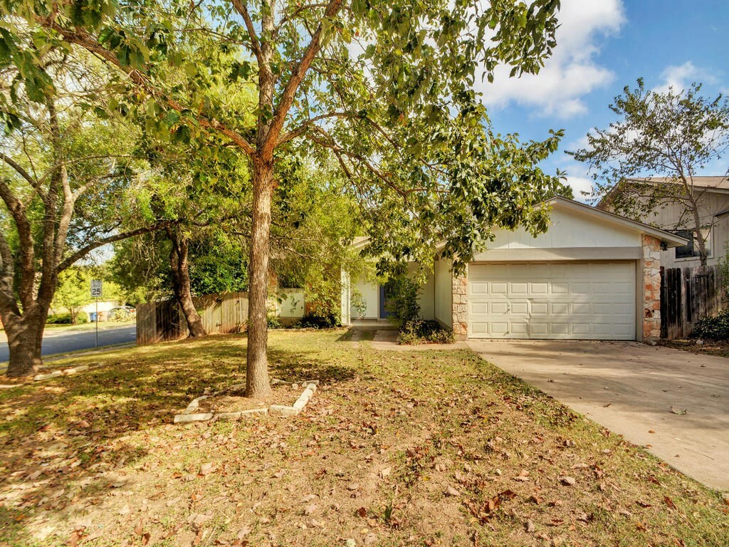 Property Photo:  3214 Harpers Ferry Lane  TX 78745 