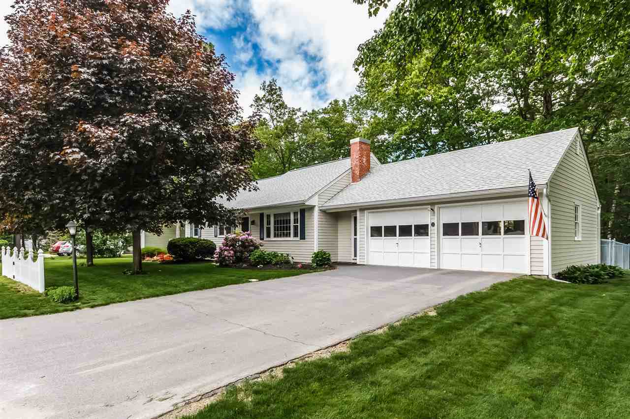 Property Photo:  23 Knollwood Circle  NH 03229 