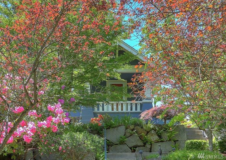 2511 22nd Ave E  Seattle WA 98112 photo