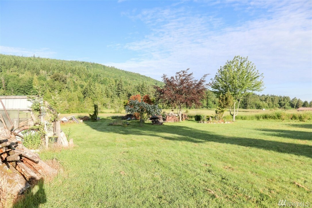Property Photo:  4115 Squalicum Lake Rd  WA 98226 