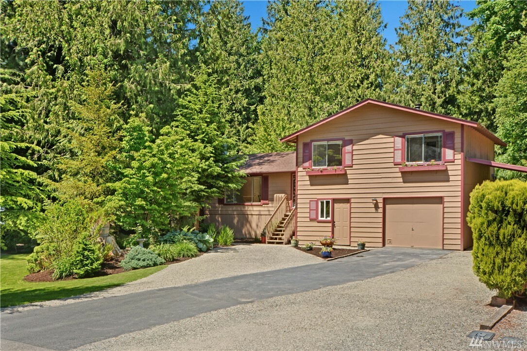 Property Photo:  43622 SE 142nd St  WA 98045 