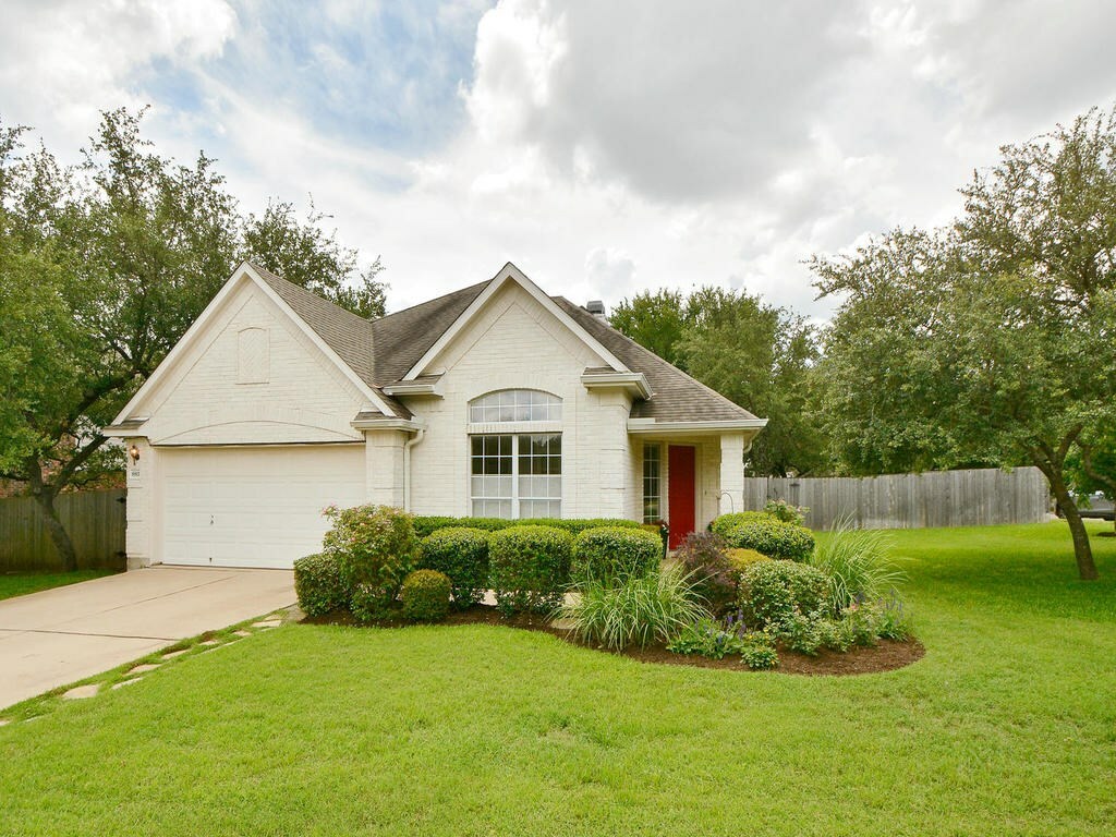 Property Photo:  8811 Tiombe Bend  TX 78749 