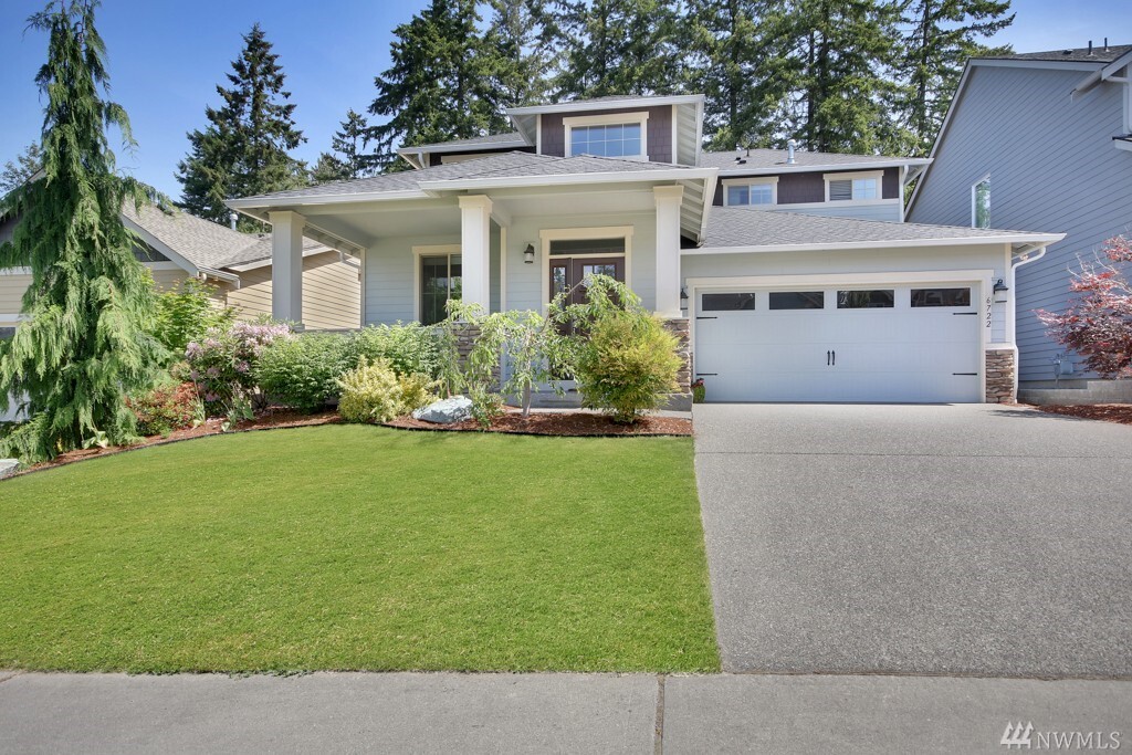 Property Photo: 6722 Elaine Ct SE WA 98092