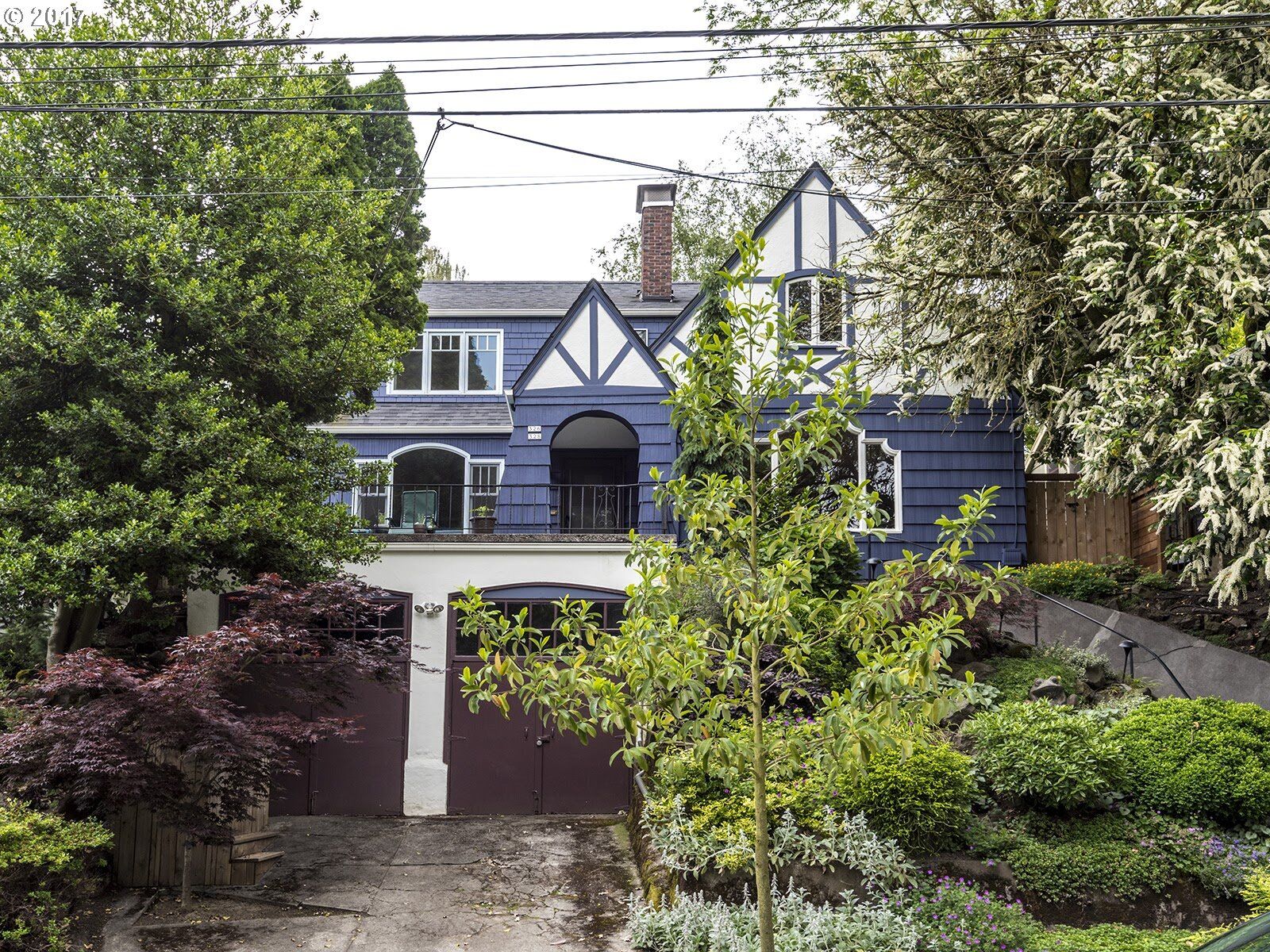 Property Photo:  326 SE 29th Ave  OR 97214 