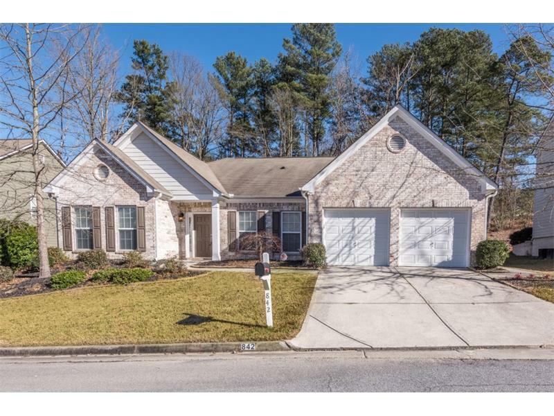 Property Photo: 842 Bishops Run Lane 30126