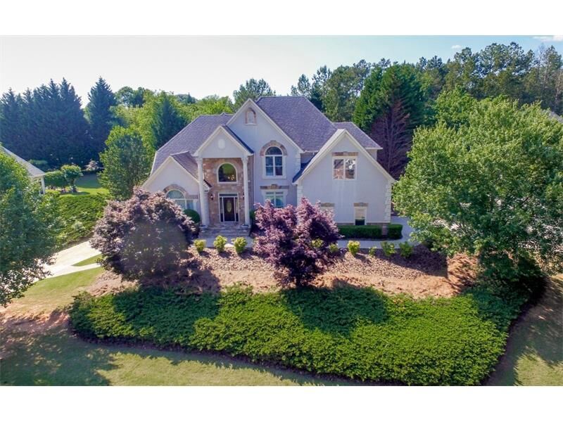 Property Photo:  300 Rigby Court   30097