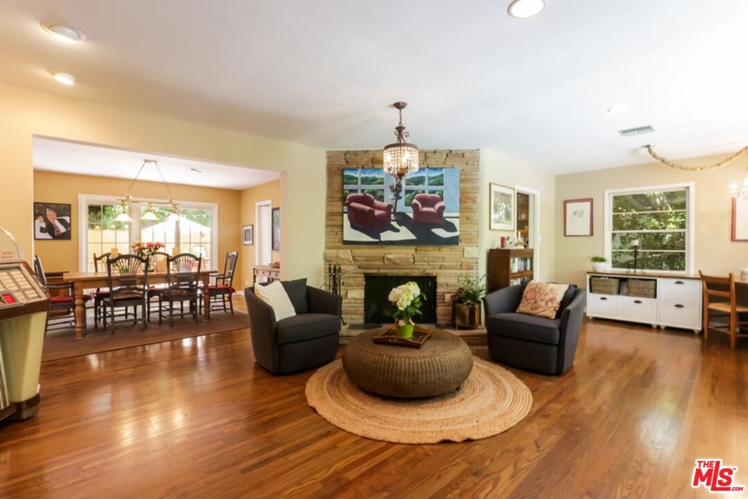 Property Photo:  4125 Murietta Ave  CA 91423 