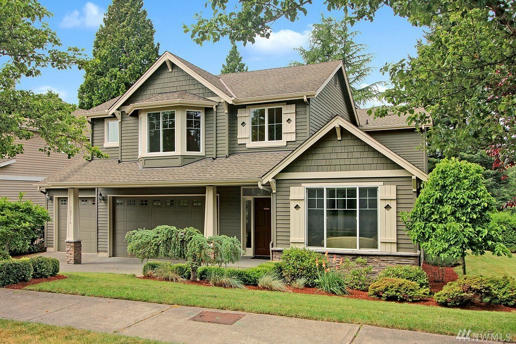 Property Photo:  12516 NE 90th St  WA 98033 