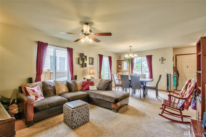 Property Photo: 5409 Timberridge Dr WA 98273