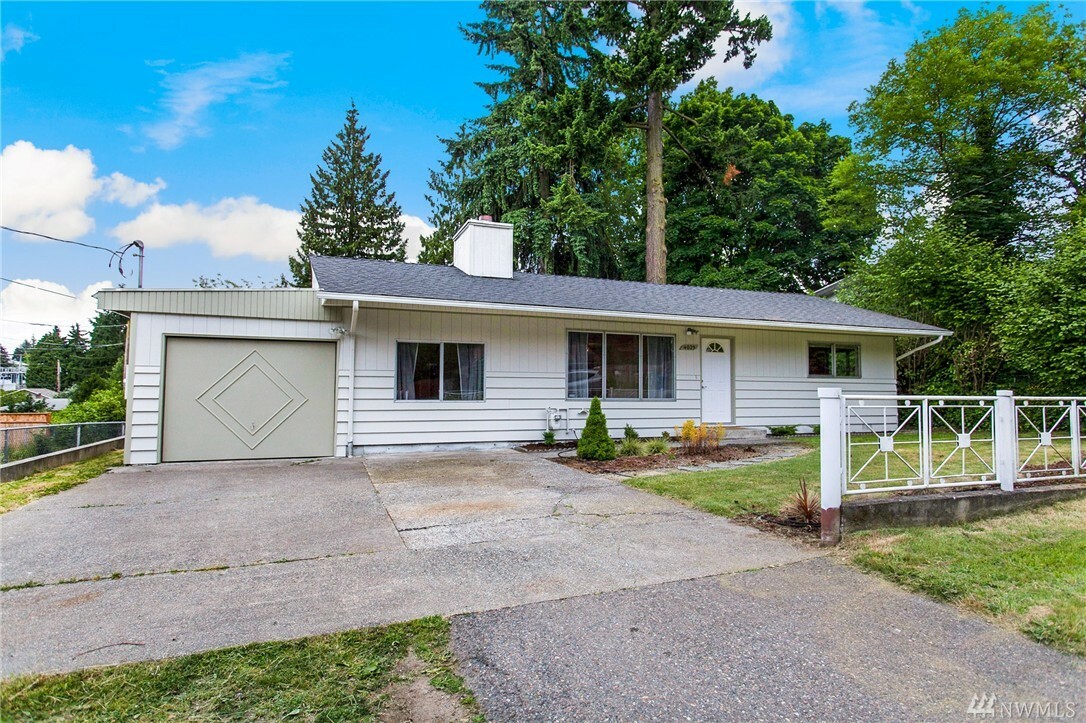 Property Photo:  4029 S 172nd St  WA 98188 