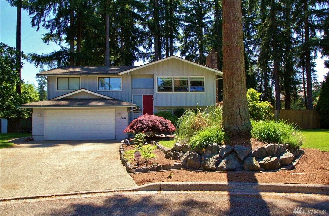 Property Photo: 4716 118th St NE WA 98271