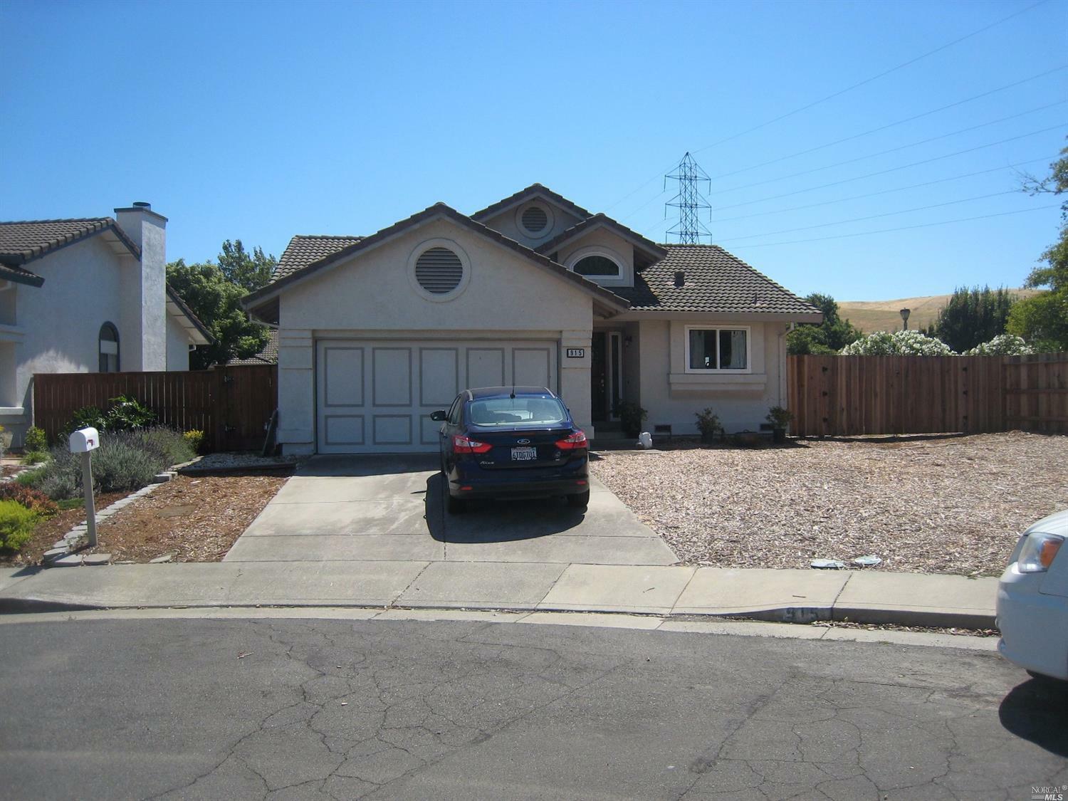 Property Photo:  915 Marietta Court  CA 94534 