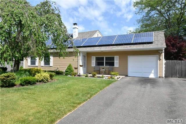 Property Photo:  1 Pitchpine Place  NY 11763 