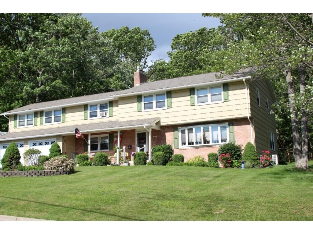 Property Photo:  618 Valleyview Drive  NY 13760 