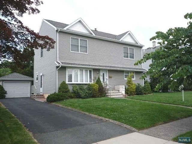 Property Photo:  8 Tamboer Avenue  NJ 07013 